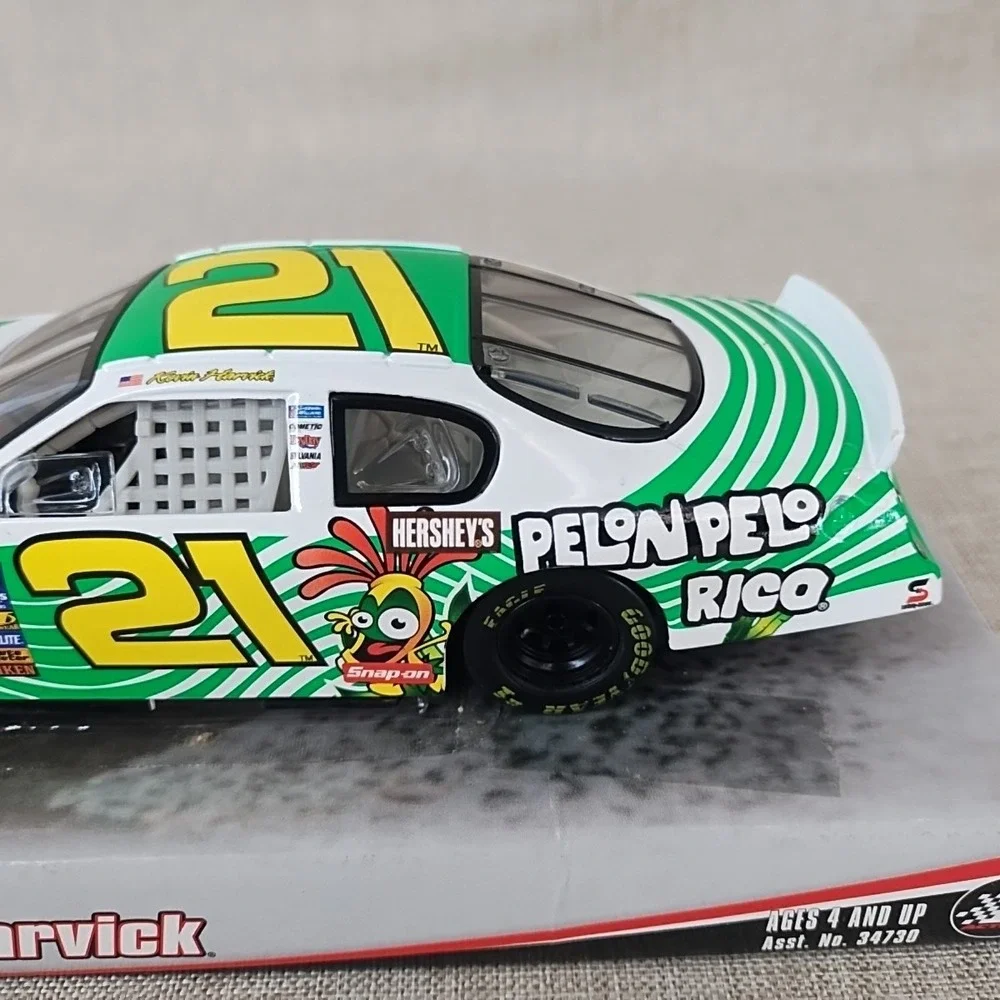 1:24 Winner's Circle Diecast #21 Kevin Harvick Hershey's Pelon Pelo Rico